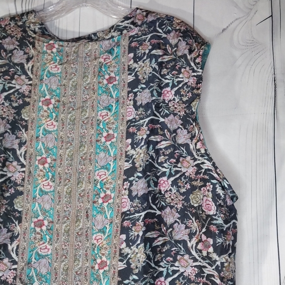 Soft Surroundings 100% Silk Floral Sleeveless Button-Up Blouse - Picture 7 of 9